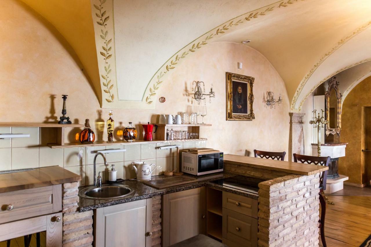 Апартаменты Antique Old Town Studio By Urban Rent Вильнюс Экстерьер фото